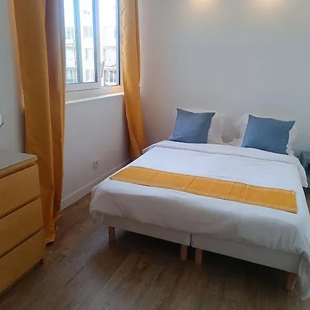 Aux Portes De Paris, Metro 12 Apartment Aubervilliers