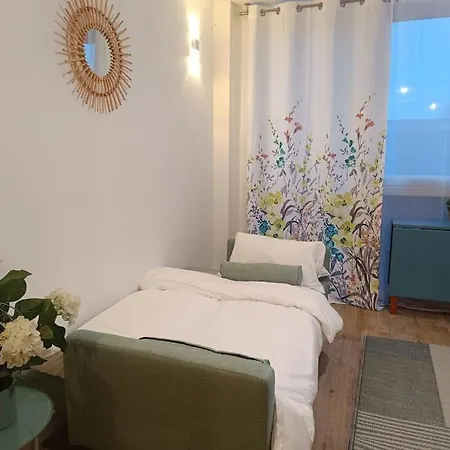Aux Portes De Paris, Metro 12 Apartment Aubervilliers